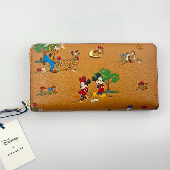 NWT Disney X Coach Essential  Accordian Zip Wallet Mickey Mouse & Friends NEW - Picture 2 of 4